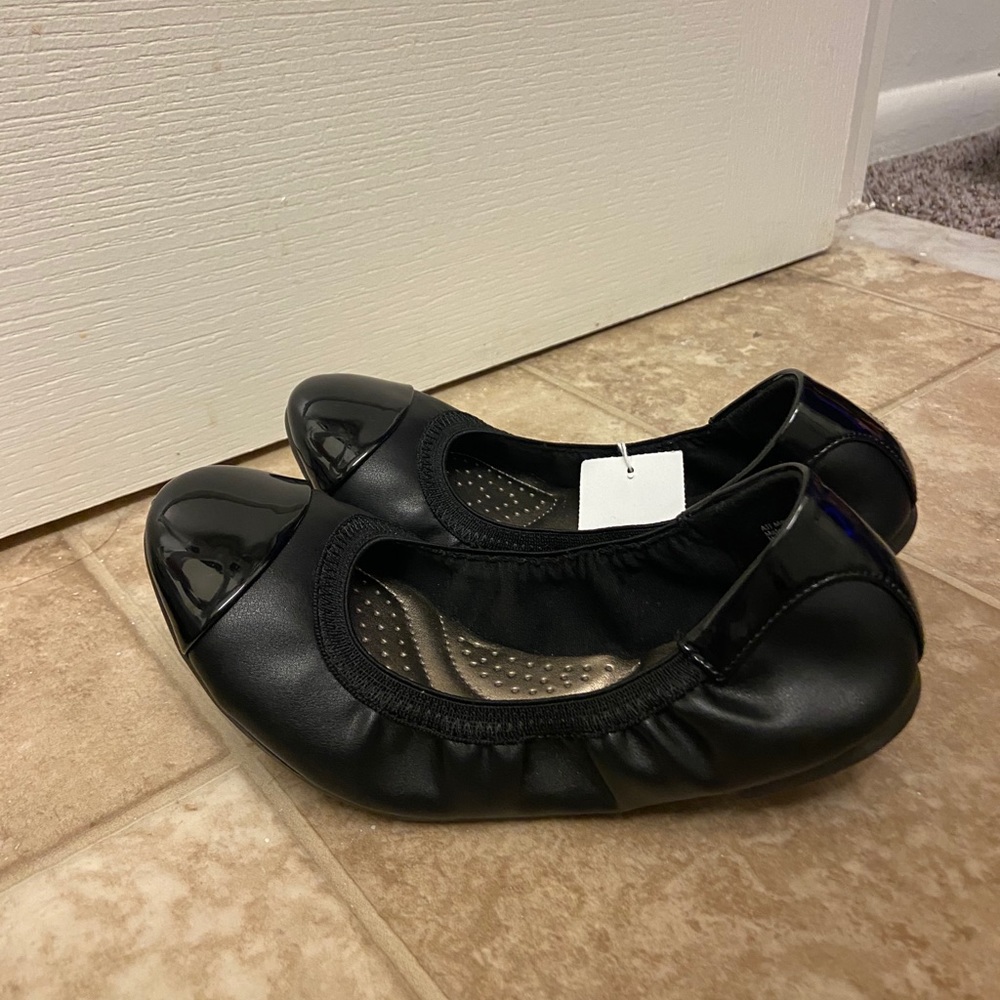 Black flats